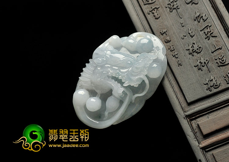 糯冰种淡紫罗兰飘花缅甸翡翠A货龙头挂件