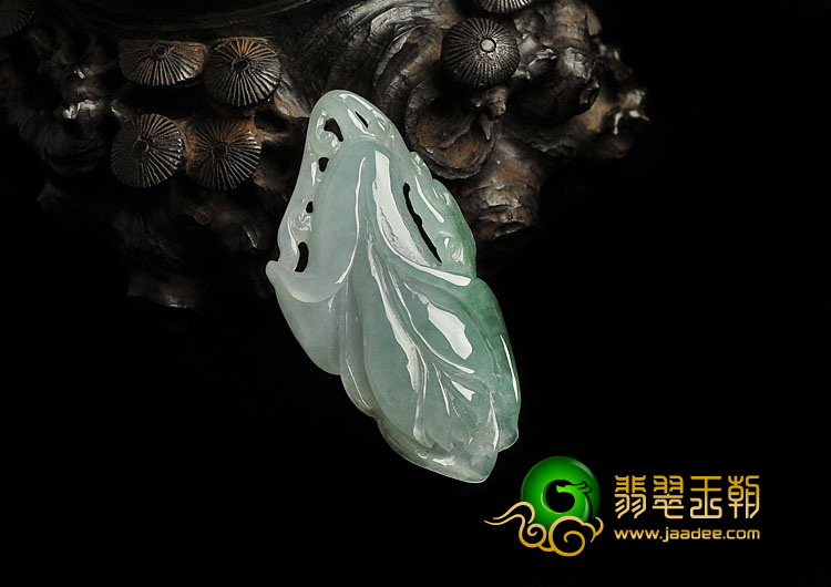 糯冰种晴水缅甸翡翠A货玉兰花挂件