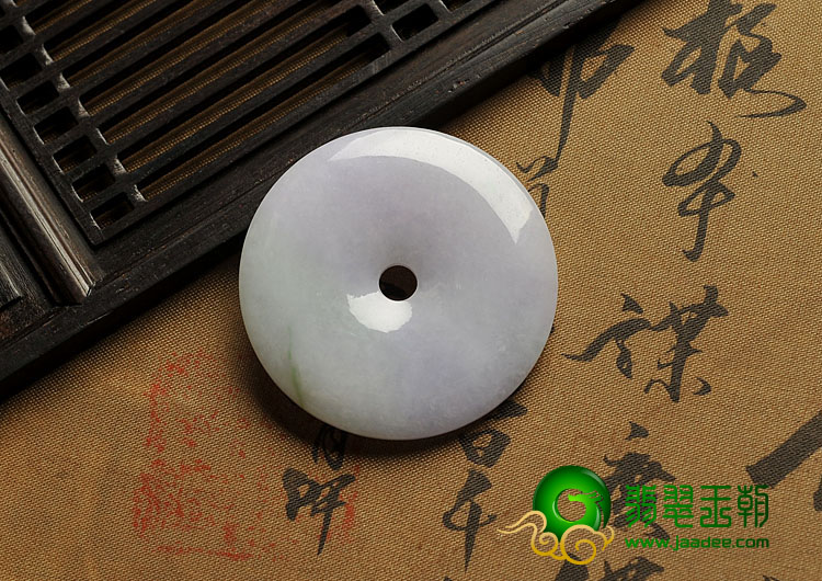 糯冰种春带彩缅甸翡翠A货平安扣挂件
