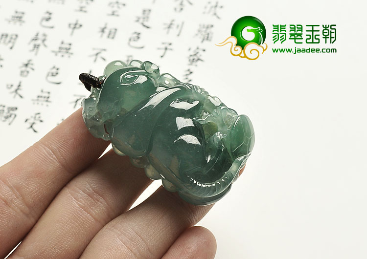 冰种蓝晴水缅甸翡翠A货玉鼠运财挂件