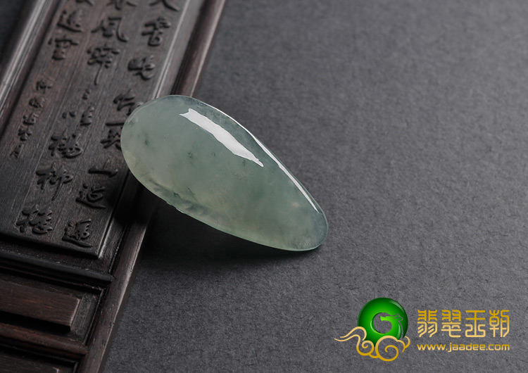 冰种晴水缅甸翡翠A货龙头挂件
