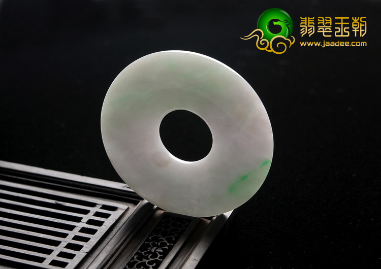 糯冰种春带彩缅甸翡翠A货平安扣挂件