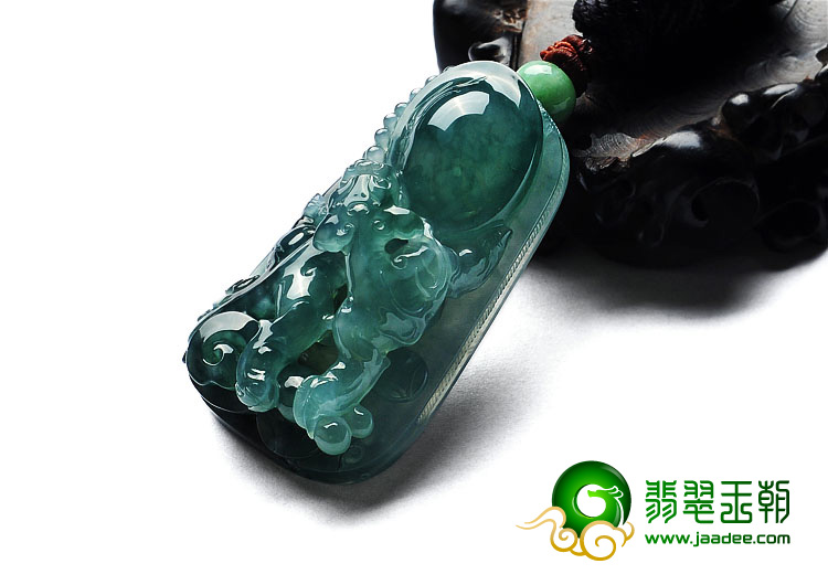 冰种飘花缅甸翡翠A货龙凤呈祥挂件