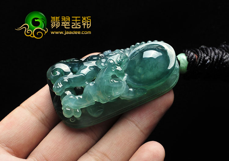 冰种飘花缅甸翡翠A货龙凤呈祥挂件