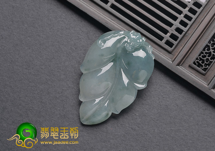 糯冰种飘花缅甸翡翠A货叶子挂件