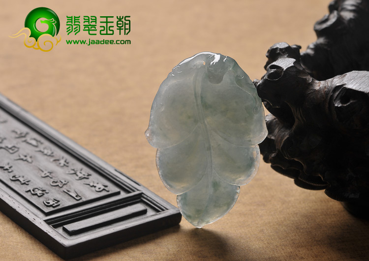 糯冰种飘花缅甸翡翠A货叶子挂件