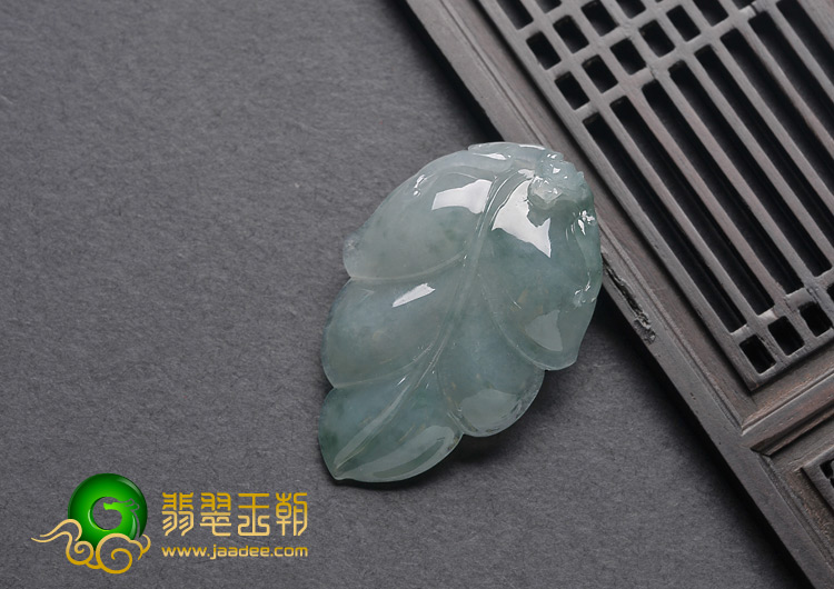 糯冰种飘花缅甸翡翠A货叶子挂件