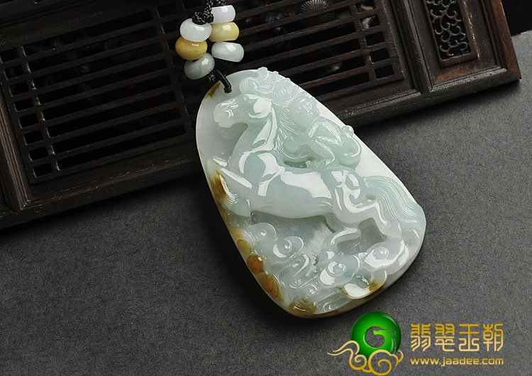 糯冰种褐黄翡略飘花缅甸翡翠A货马上封侯挂件