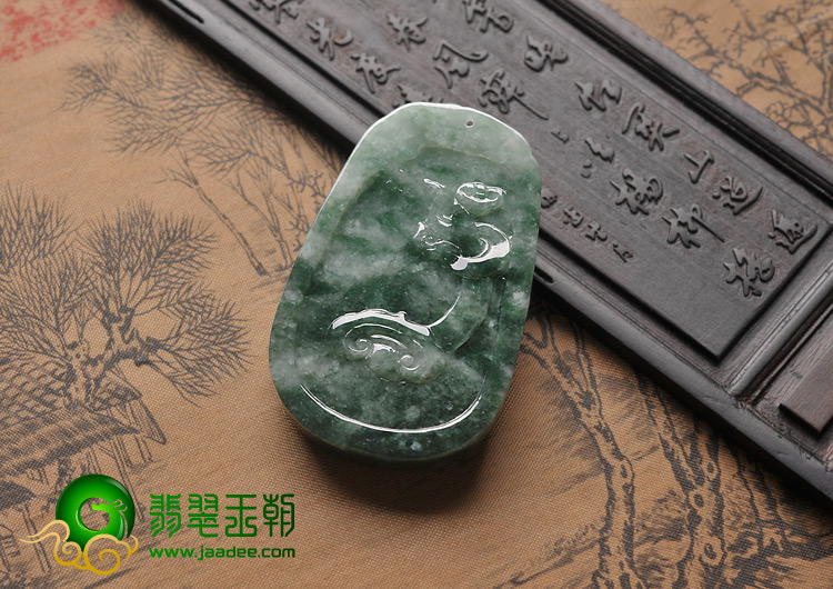 糯冰种飘花缅甸翡翠A货虎牌挂件