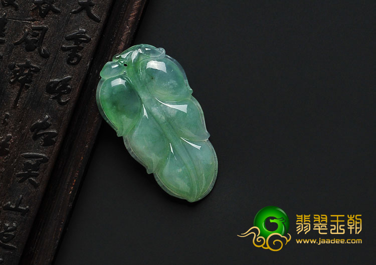 糯冰种晴水缅甸翡翠A货叶子挂件