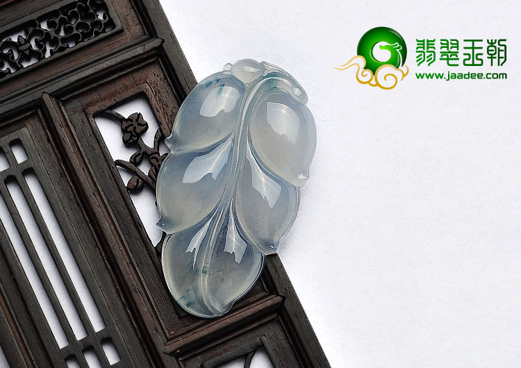 冰种略飘花缅甸翡翠A货叶子挂件