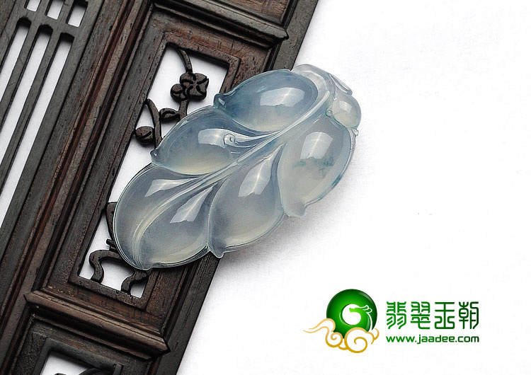 冰种略飘花缅甸翡翠A货叶子挂件