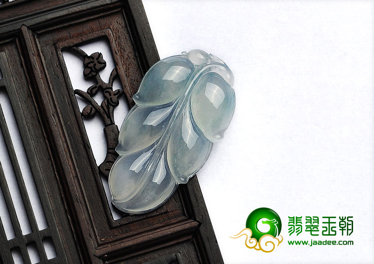 冰种略飘花缅甸翡翠A货叶子挂件