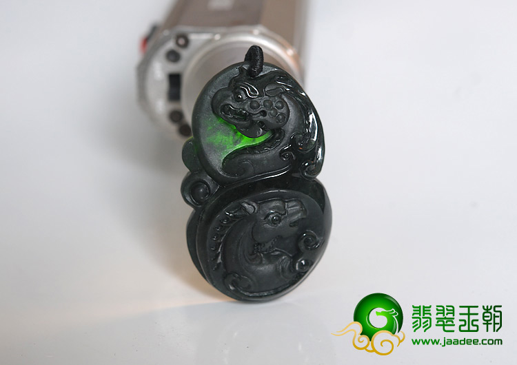 冰种墨翠缅甸翡翠A货龙马精神挂件