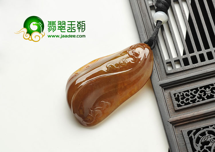 糯冰种褐黄翡缅甸翡翠A货龙牌挂件