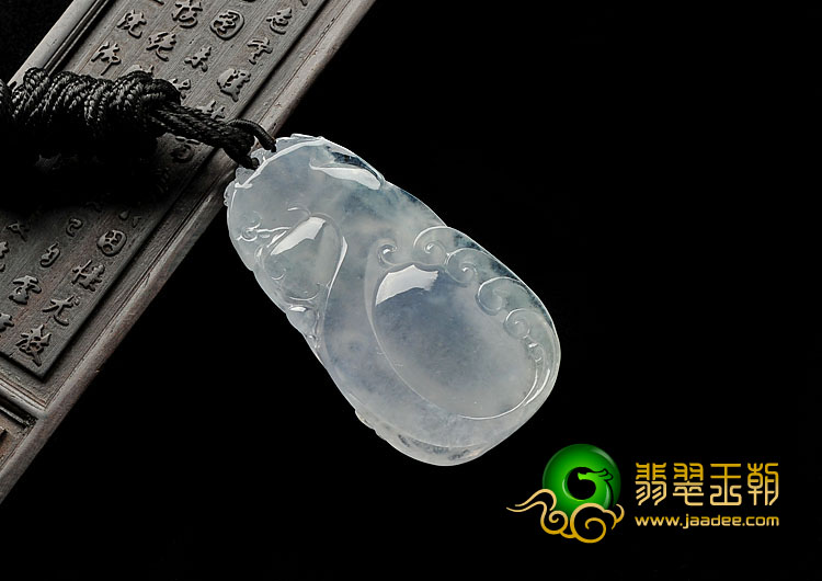 冰种淡紫罗兰缅甸翡翠A货龙抱珠挂件