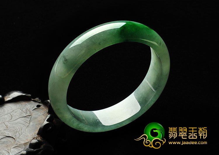 糯冰种飘翠缅甸翡翠A货手镯（58.4mm）