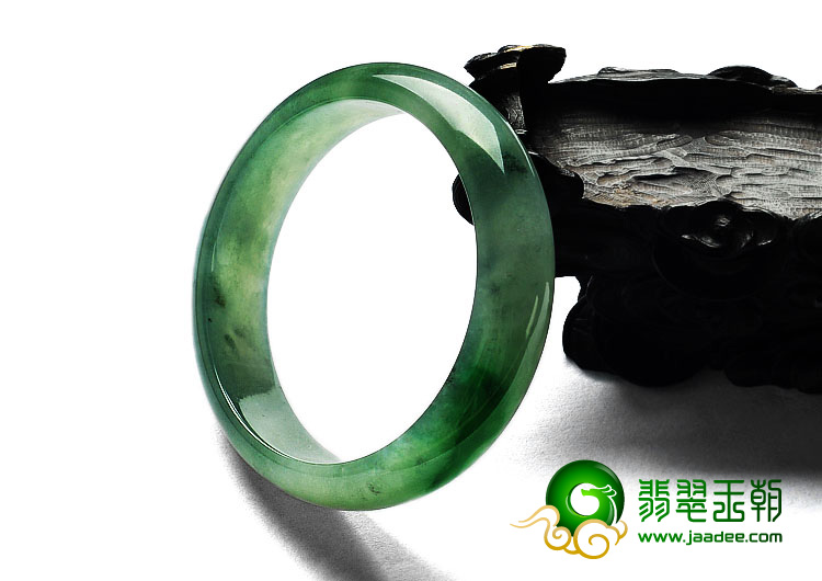 糯冰种飘翠缅甸翡翠A货手镯（58.4mm）