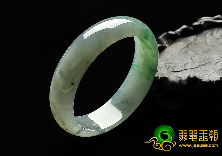 糯冰种飘花缅甸翡翠A货手镯（58.2mm）