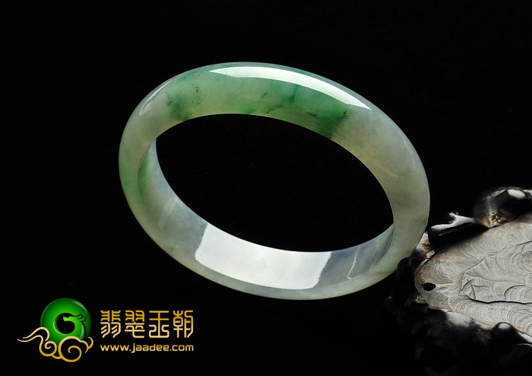 糯冰种飘花缅甸翡翠A货贵妃镯（59.7-52.2mm）