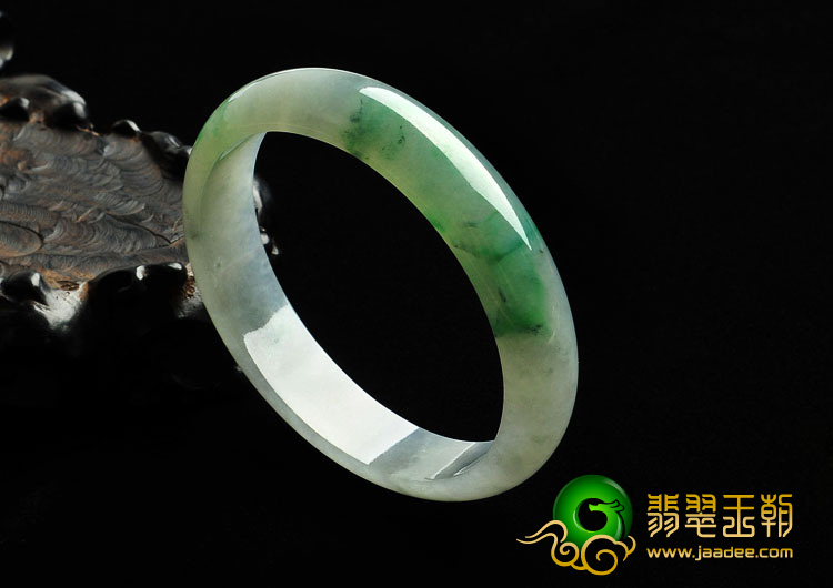 糯冰种飘花缅甸翡翠A货贵妃镯（59.7-52.2mm）