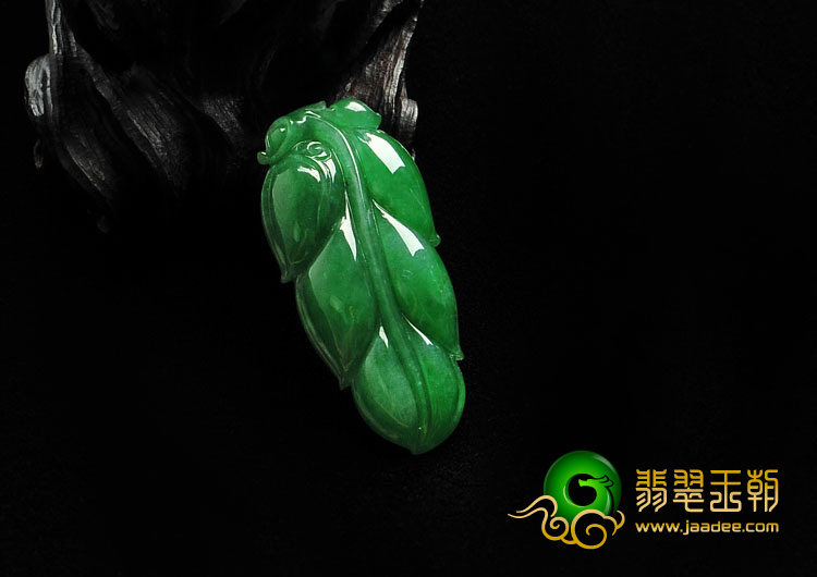 糯冰种翠色满绿缅甸翡翠A货叶子挂件