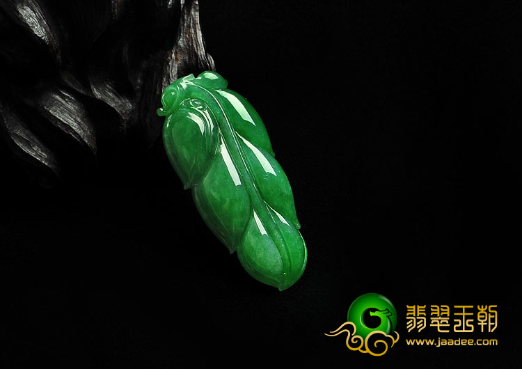糯冰种翠色满绿缅甸翡翠A货叶子挂件