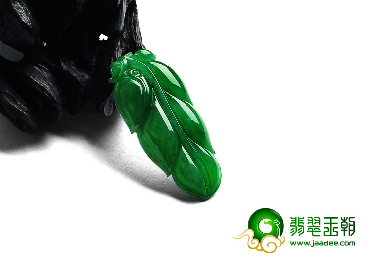 糯冰种翠色满绿缅甸翡翠A货叶子挂件