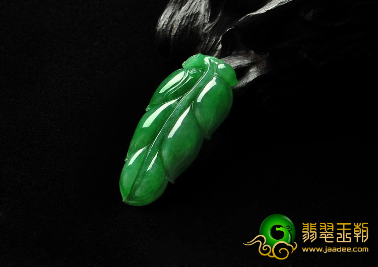 糯冰种翠色满绿缅甸翡翠A货叶子挂件