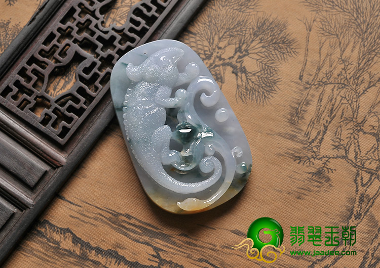 (超值推荐)糯冰种三彩缅甸翡翠A货今非昔比挂件