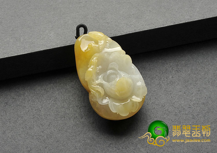 糯冰种黄翡缅甸翡翠A货富贵花开挂件