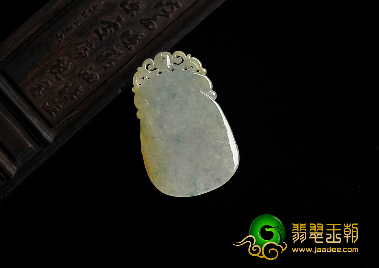 糯冰种黄翡飘花缅甸翡翠A货猴王挂件