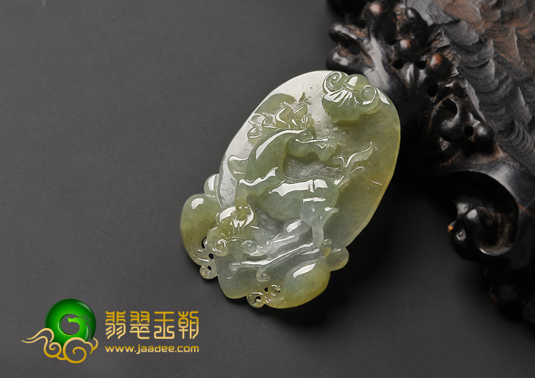 糯冰种淡黄翡缅甸翡翠A货马到成功挂件