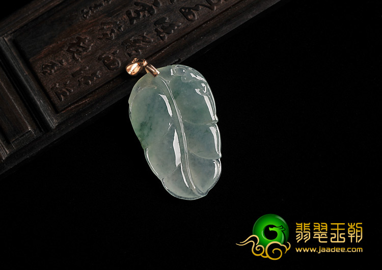 冰种飘花缅甸翡翠A货叶子挂件