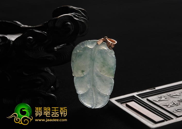 冰种飘花缅甸翡翠A货叶子挂件