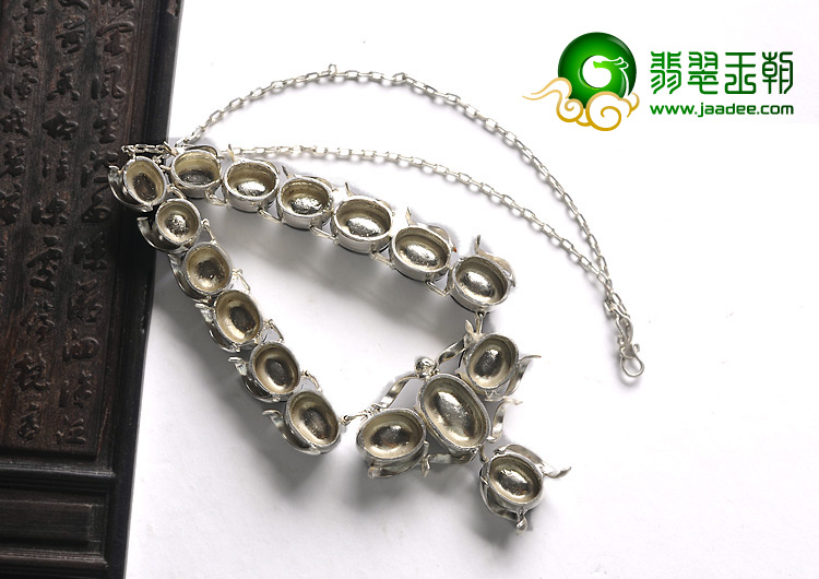 糯冰种墨翠缅甸翡翠A货项链面