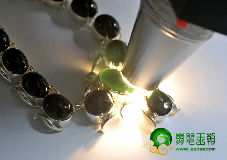 糯冰种墨翠缅甸翡翠A货项链面