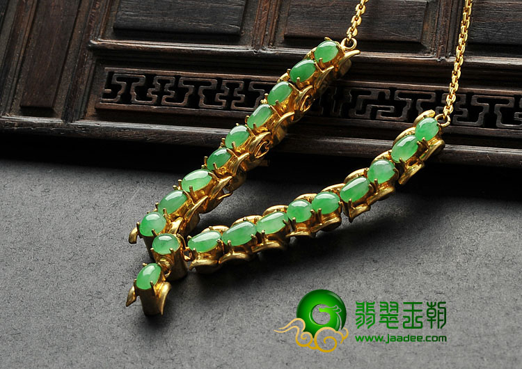冰种阳绿满绿缅甸翡翠A货项链面