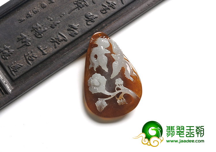 糯冰种褐红翡缅甸翡翠A货喜上眉梢挂件
