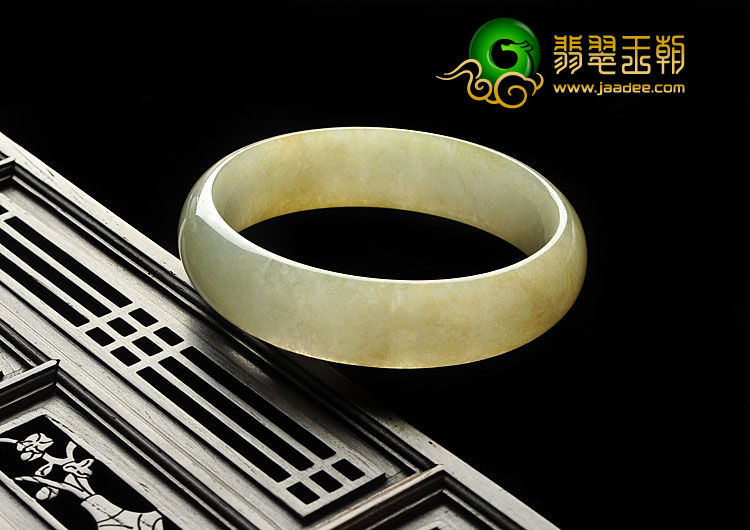 糯冰种黄翡缅甸翡翠A货手镯（55mm）