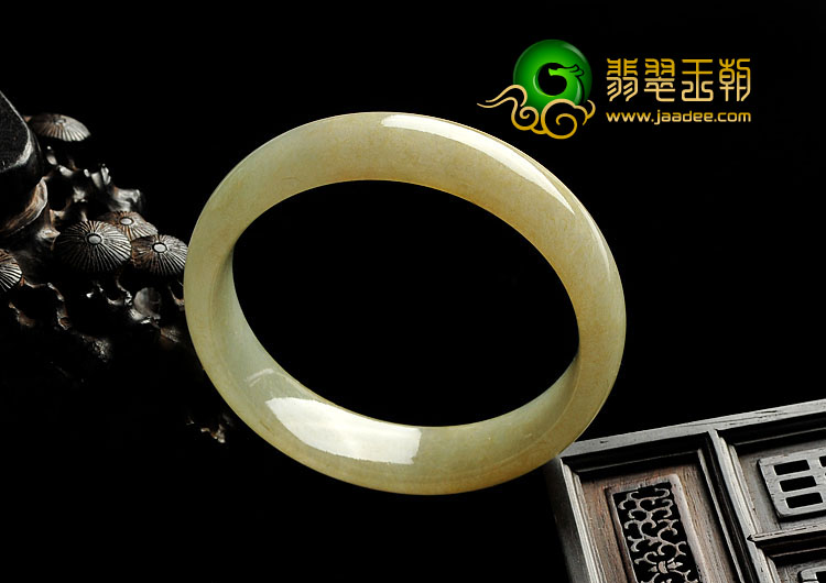 糯冰种黄翡缅甸翡翠A货手镯（55.2mm）