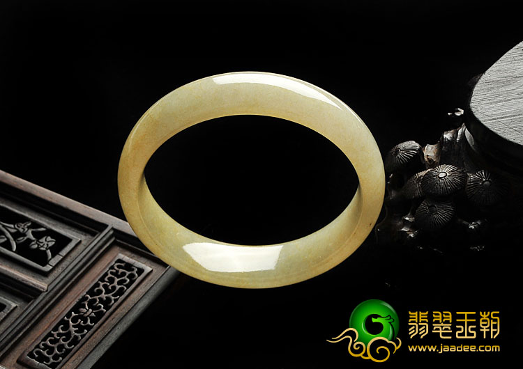 糯冰种黄翡缅甸翡翠A货手镯（55.2mm）