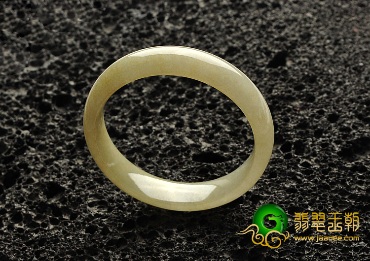 糯冰种黄翡缅甸翡翠A货手镯（55.2mm）