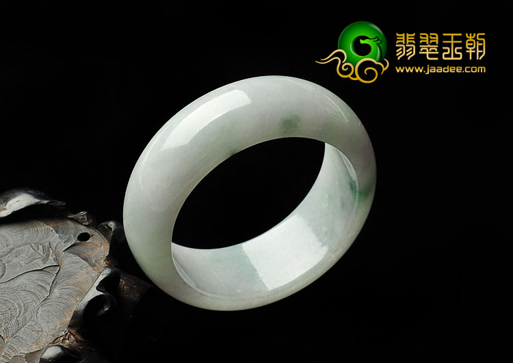糯冰种淡春带彩缅甸翡翠A货手镯/童镯（39.4mm）