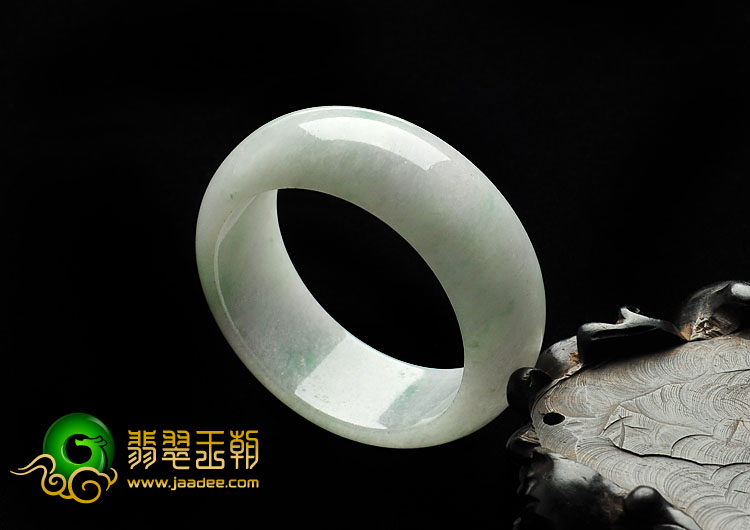 糯冰种淡春带彩缅甸翡翠A货手镯/童镯（39.4mm）