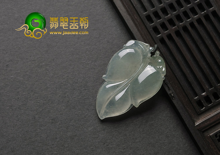 冰种淡晴水缅甸翡翠A货叶子挂件