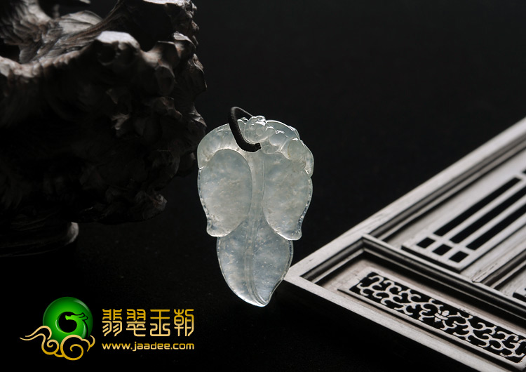 冰种淡晴水缅甸翡翠A货叶子挂件