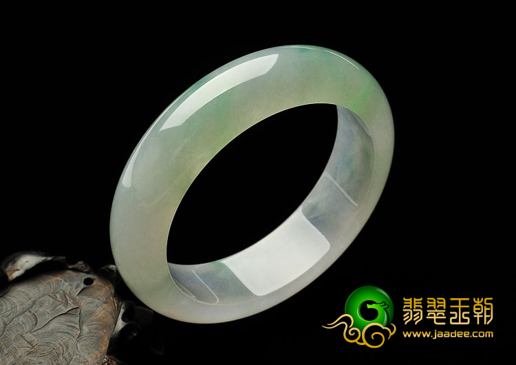 糯冰种淡春带彩缅甸翡翠A货手镯（59.3mm）