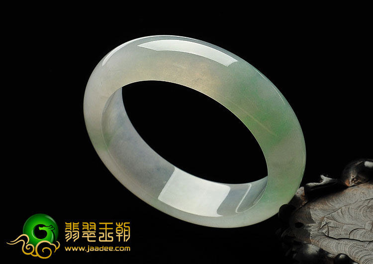 糯冰种淡春带彩缅甸翡翠A货手镯（59.3mm）