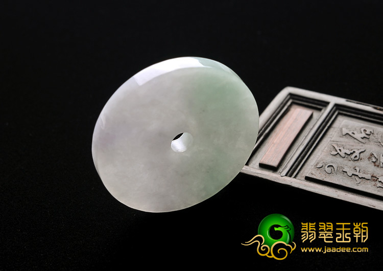 糯冰种淡春带彩缅甸翡翠A货平安扣挂件（一批走）